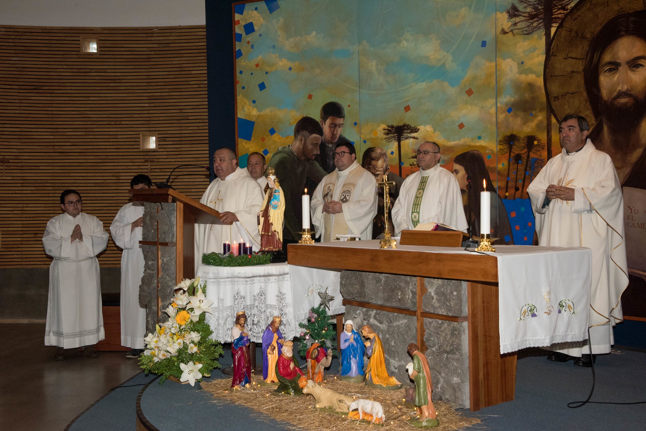 Con un mensaje reflexivo se desarrolló la tradicional Misa de Navidad junto a la comunidad UCT