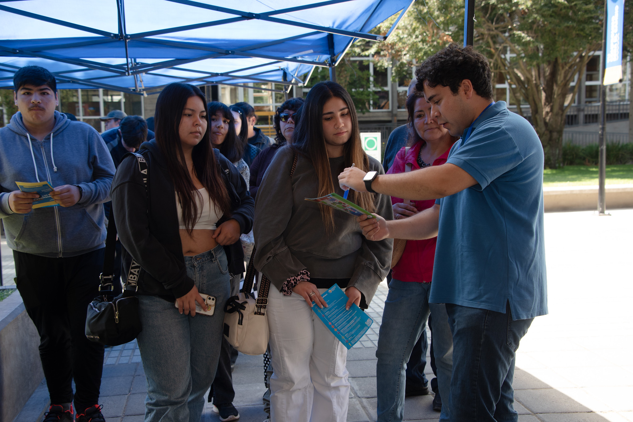 Exitoso inicio del proceso de matrícula: más de 400 estudiantes de Acceso Inclusivo se unen a la Comunidad UCT