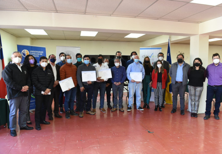 UCT y ENAP Magallanes certificaron a una quincena de instaladores eléctricos en clase D