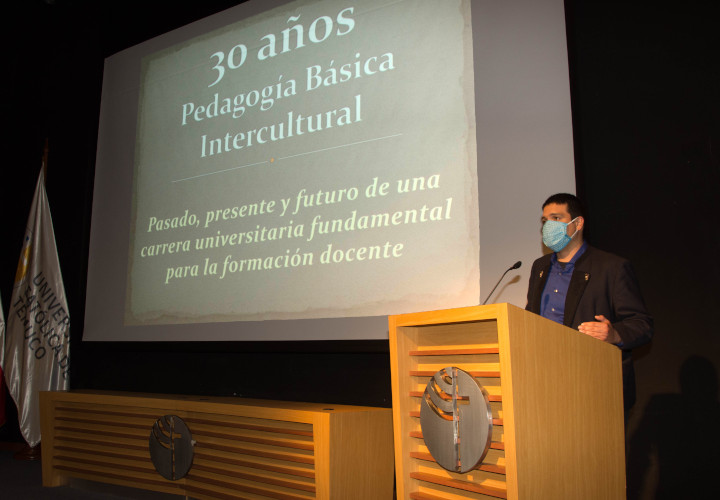 Primer Congreso Educativo Intercultural unió a estudiantes y docentes de la Carrera de Pedagogía Básica Intercultural