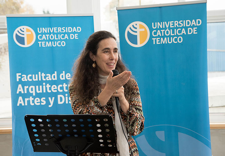 Marés Sandor Vallespir asume su segundo período como decana en la Facultad de Arquitectura, Artes y Diseño UCT