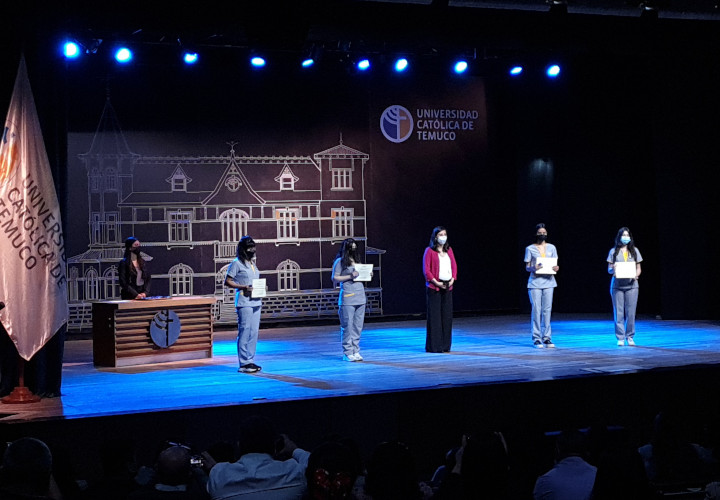 Fonoaudiología UCT celebra su décimo aniversario junto con la investidura de sus estudiantes