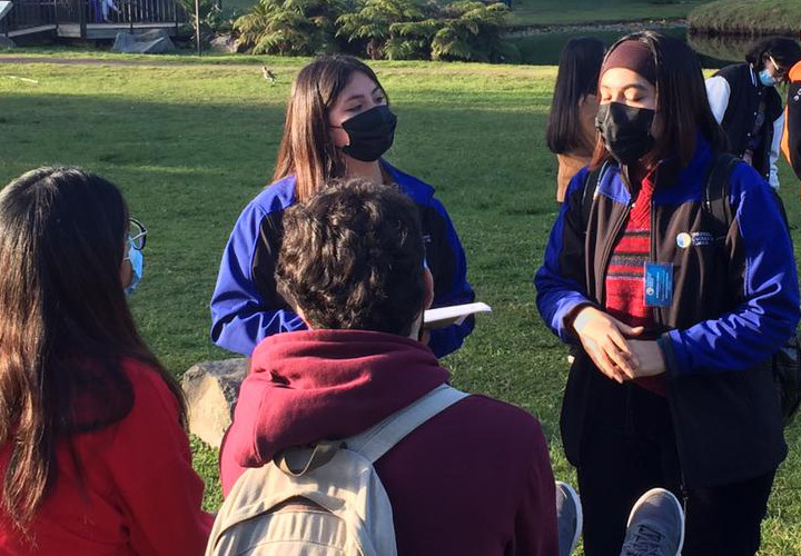 Estudiantes monitores de la UCT implementan campaña de Mayo Mes del Reciclaje