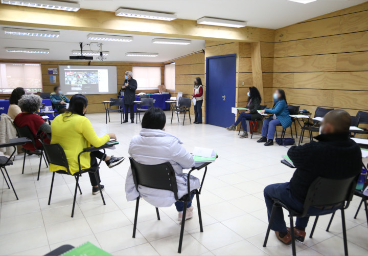 Talleres para reconstruir la confianza: Centro Nansen capacita a más de 100 personas en herramientas básicas de diálogo