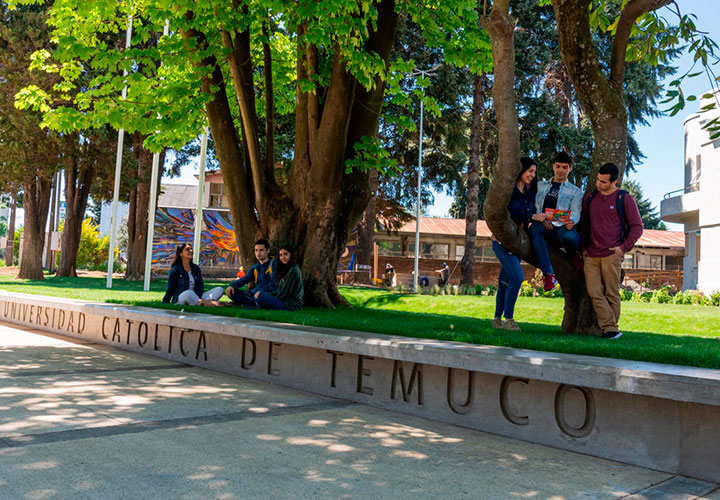 UCT presenta cuatro nuevas carreras 2023 para el futuro de la región y del país