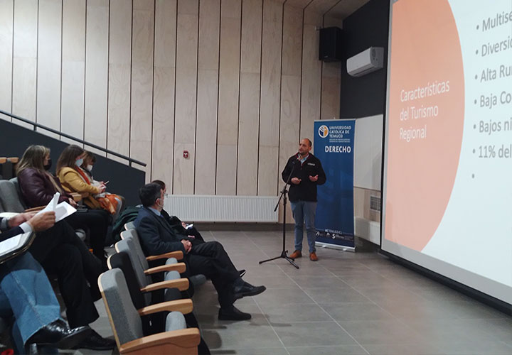 Profesionales de España presentaron sus experiencias en jornadas sobre Derecho del Turismo