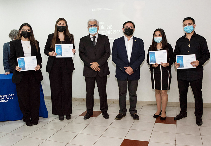 Centro de Políticas Públicas premia a ganadores del Primer Concurso de Tesis de pre y posgrado en temáticas de interés regional