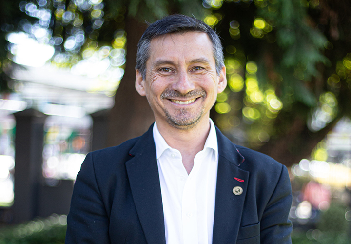 Dirección de Vinculación con el Medio presentó plataforma Comunidad Alumni UCT ante autoridades académicas
