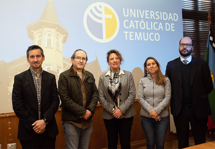 Embajador de Israel realiza visita protocolar a la UCT