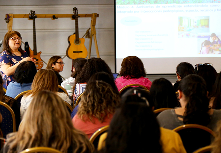 Equipos educativos de JUNJI participan en diplomado en ambientes de aprendizaje desde el enfoque de derechos y ciudadanía impartido por la UCT