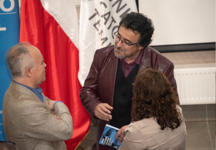 Carrera de Trabajo Social UC Temuco presentó libro sobre Envejecimiento y Cultura
