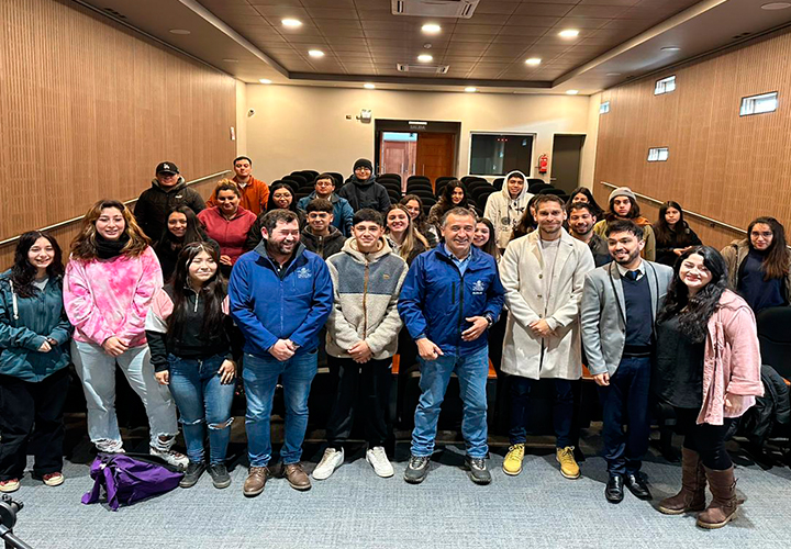 Jóvenes de Puerto Saavedra participarán en Preuniversitario Gratuito a cargo de la Dirección de Vida Universitaria