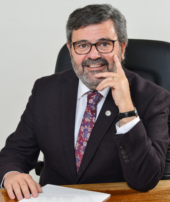 Arturo Hernández Sallés