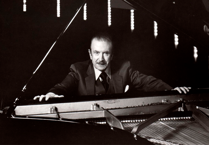 Nuevas generaciones de pianistas rinden homenaje a Claudio Arrau en Aula Magna UCT