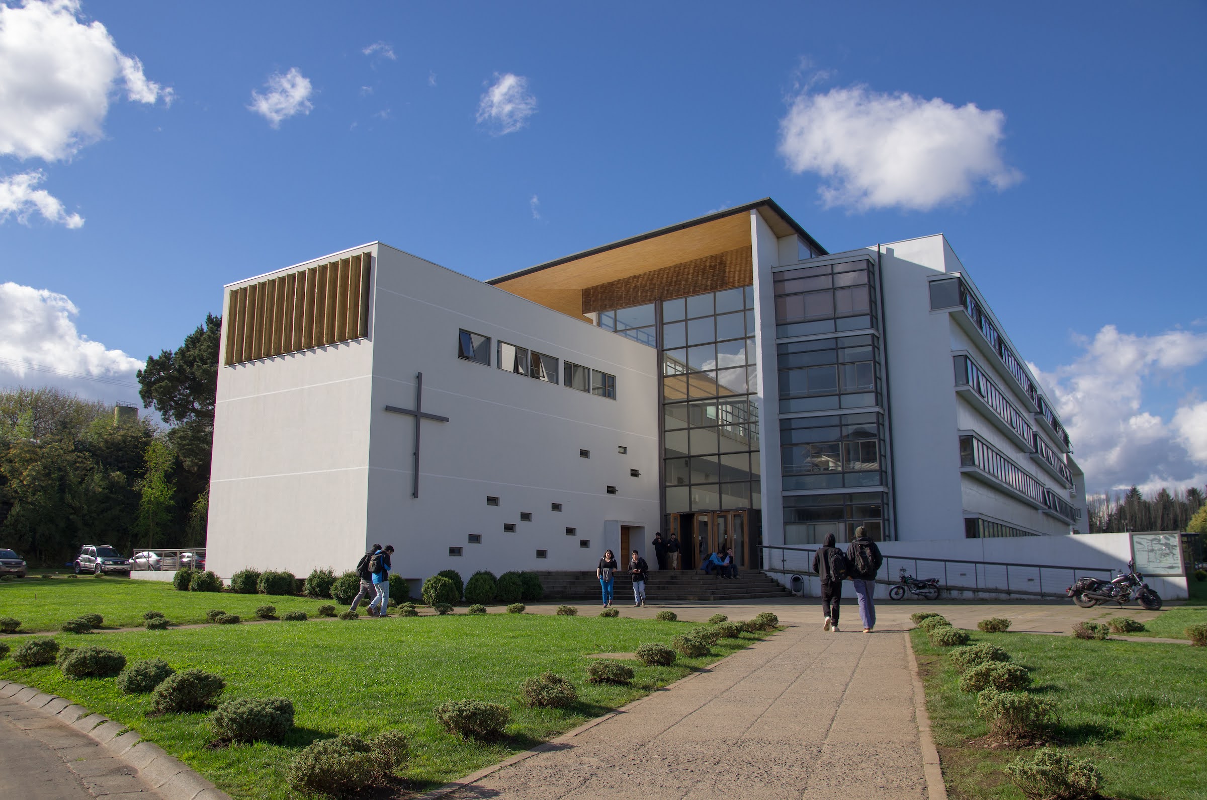 Proceso Constitucional 2023: Campus San Juan Pablo II de la UCT funcionará como local de votación