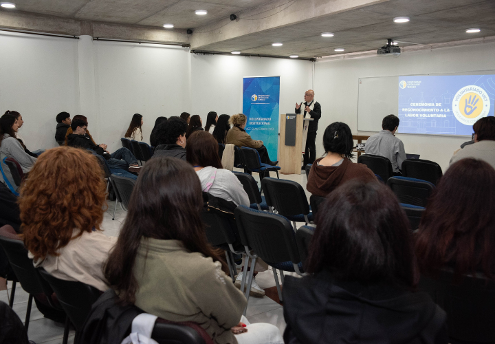 Conmemoran la vocación de servicio del Voluntariado UCT en ceremonia de reconocimiento