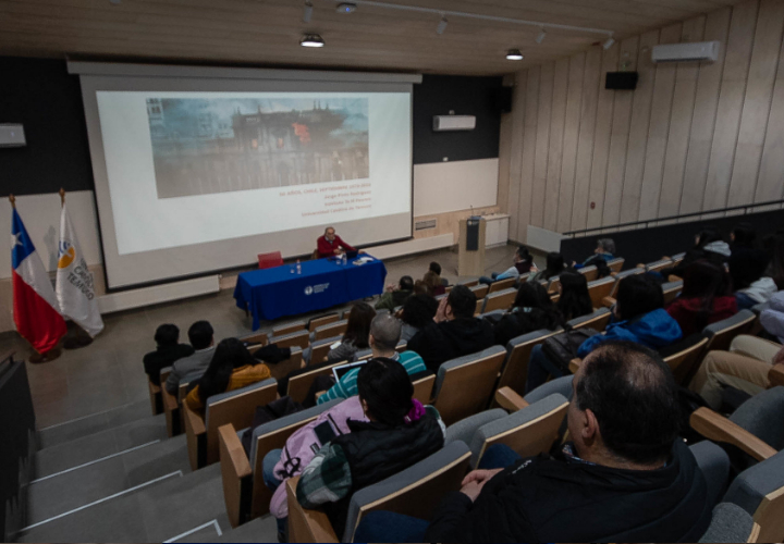 Destacado Profesor Jorge Pinto presentó la conferencia magistral "Memoria, interculturalidad y derechos humanos"