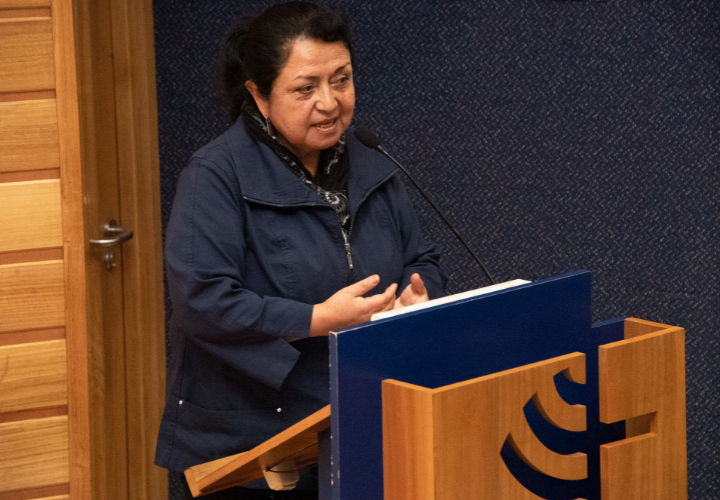 Departamento de Lenguas UC Temuco realizó encuentro de lectura poética con destacada poeta mapuche Graciela Huinao