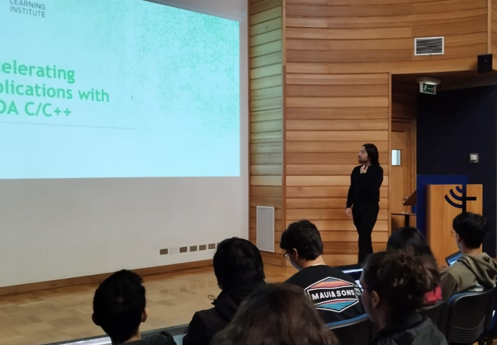 Departamento de Ingeniería en Informática desarrolló taller sobre programación