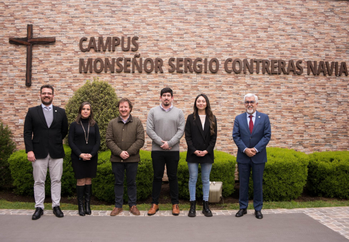 Dos estudiantes de la UCT fueron beneficiados con beca de movilidad Banco Santander 2022
