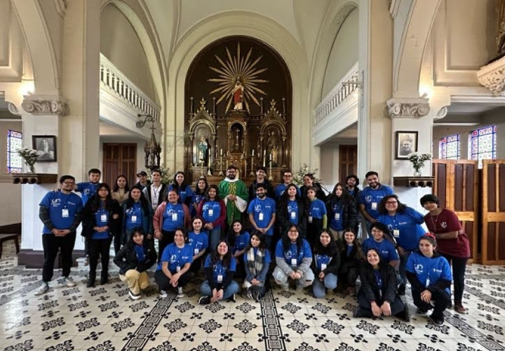 Inician las Misiones de Invierno UCT y PUCV en la parroquia San Juan Evangelista de El Quisco