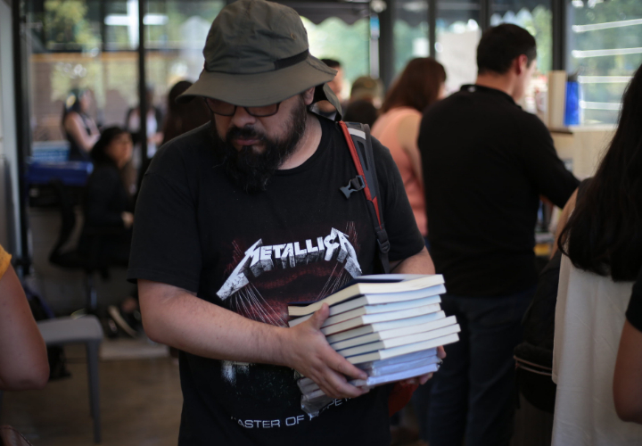 Libros hasta $1.000: Ediciones UCT tendrá habilitada su segunda venta bodega hasta el miércoles 25 de enero