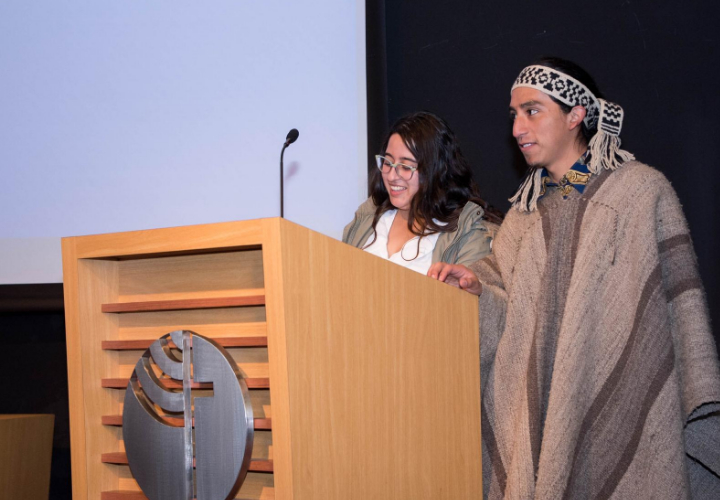 Universidad Católica de Temuco recibió a decenas de escolares de la región en la Competencia de Oratoria en English-Mapudungun 2022