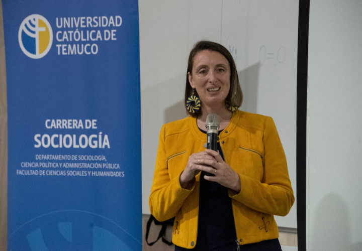 UC Temuco realizó seminario sobre el rol del Estado en la vivienda en Chile