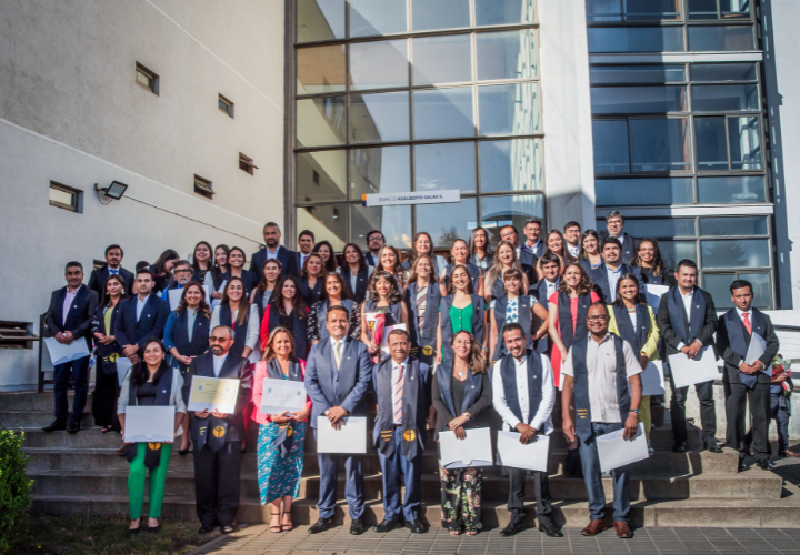 Estudiantes de la Escuela de Posgrado UCT recibieron sus grados académicos