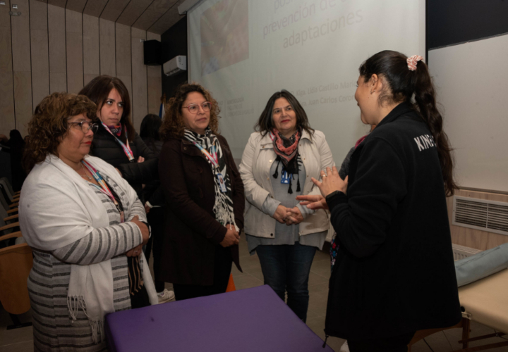 Realizan jornada de capacitación para cuidadoras formales de personas adultas y mayores en situación de discapacidad
