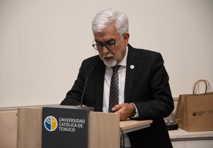 UC Temuco desarrolló conversatorio a 50 años del Golpe de Estado
