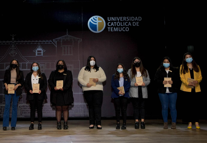 Más de 140 estudiantes de Trabajo Social UCT inician sus prácticas profesionales en 2022.