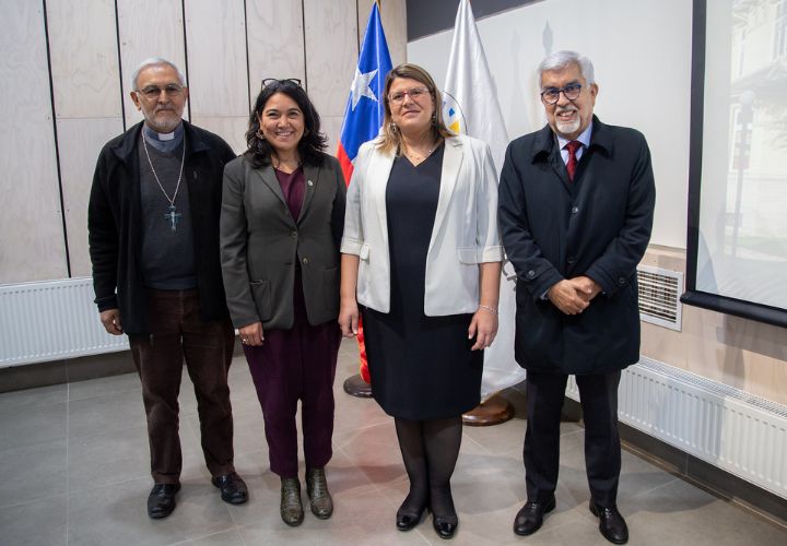 Clase magistral sobre Ética dio la bienvenida académica en la Facultad de Ciencias Religiosas y Filosofía de la UCT