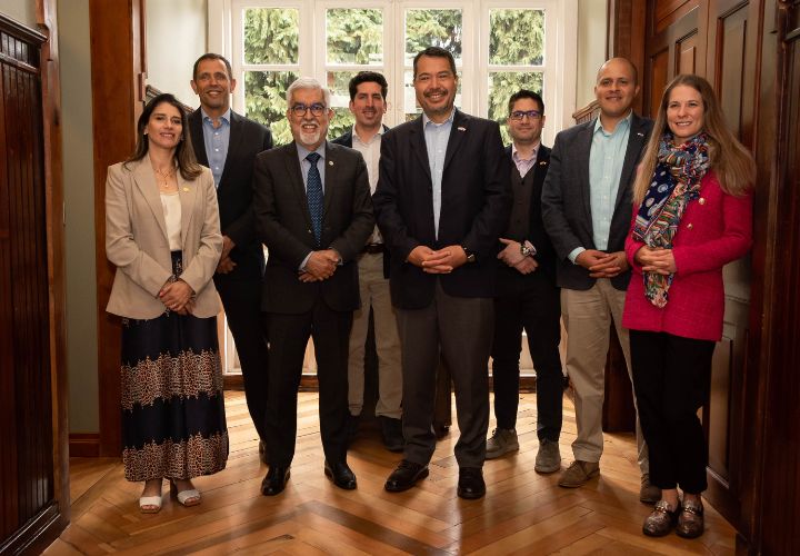 Ciudadanos Globales: UCT se adjudicó proyecto que permitirá intercambio de estudiantes y académicos en Estados Unidos