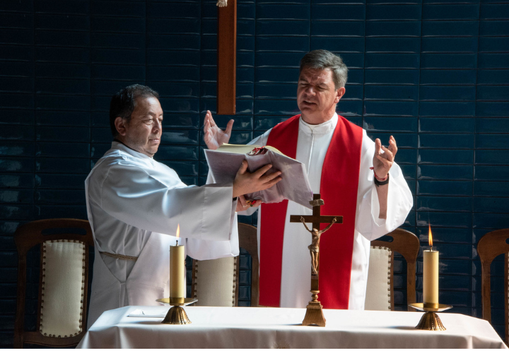 Oración del Vía Crucis marcó el inicio de las actividades de Semana Santa en la UC Temuco