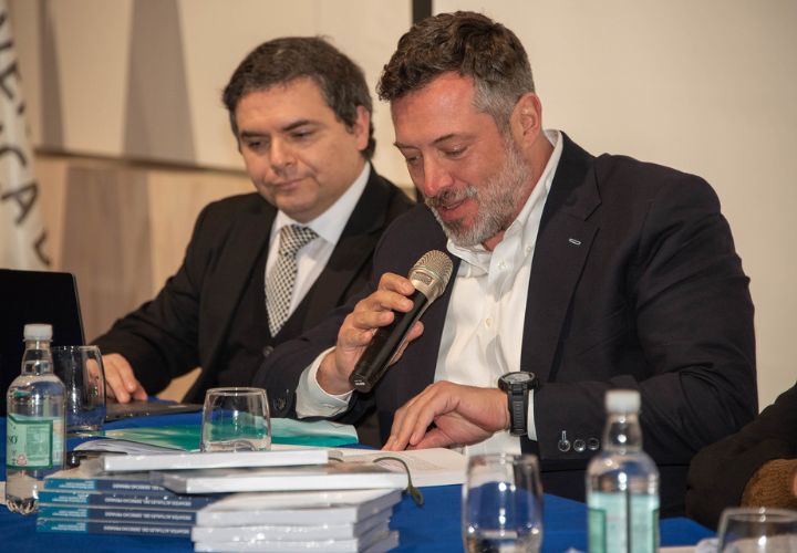 En la Universidad Católica de Temuco presentaron libro que explora los desafíos del Derecho Privado
