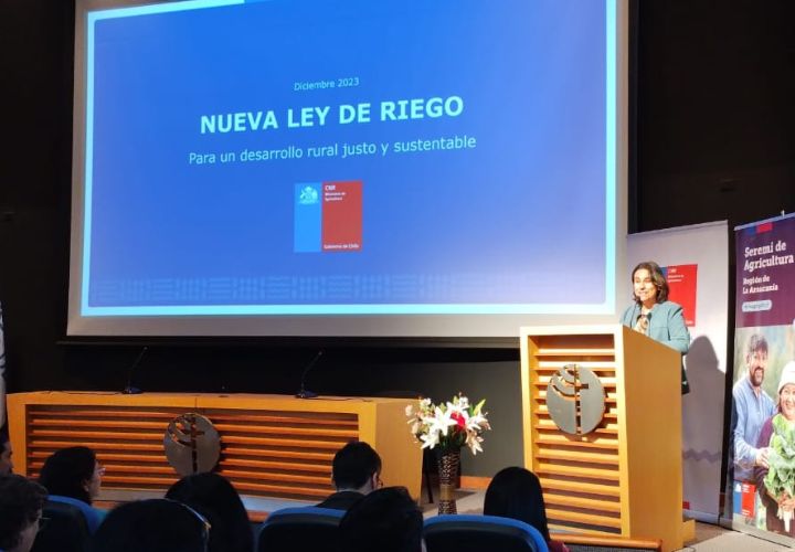 La nueva ley de riego y el recurso hídrico fueron los temas tratados en seminario