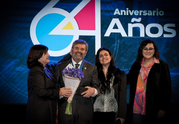 Medio siglo de vida en la Universidad Católica Arturo Hernández Sallés: "Cruzado" ayer, hoy y siempre