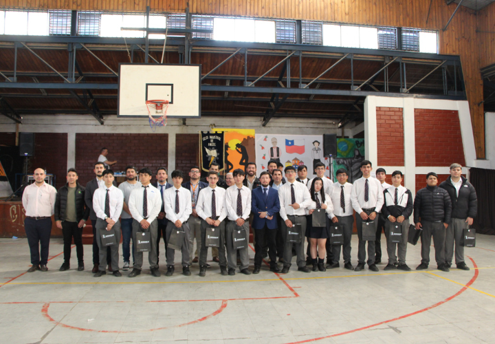 Estudiantes del Liceo Industrial de Angol destacan en la Feria de Proyectos ABP 2024  con innovaciones sostenibles y tecnológicas