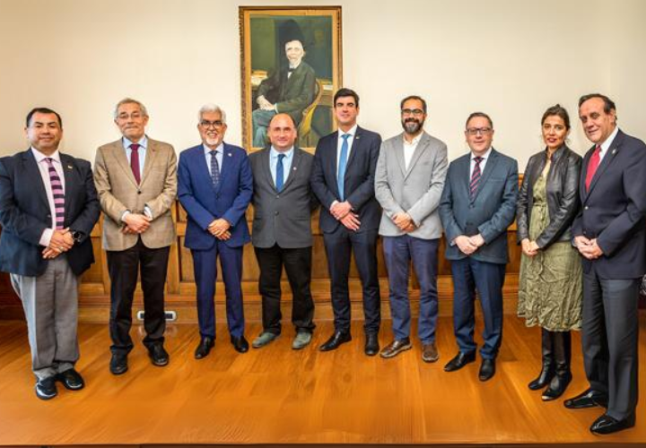 Presupuesto de la nación 2025 es discutido en directorio de la Red G9 junto a Subsecretario de Educación Superior