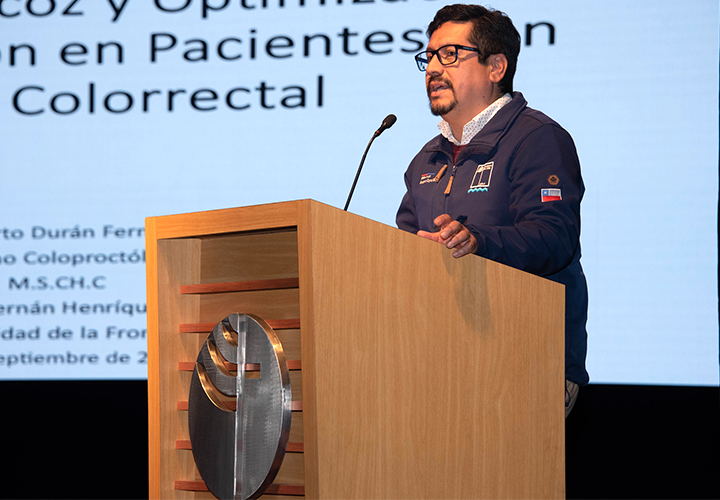 Universidad Católica de Temuco realizó Jornada Regional de Cáncer con expertos en el área