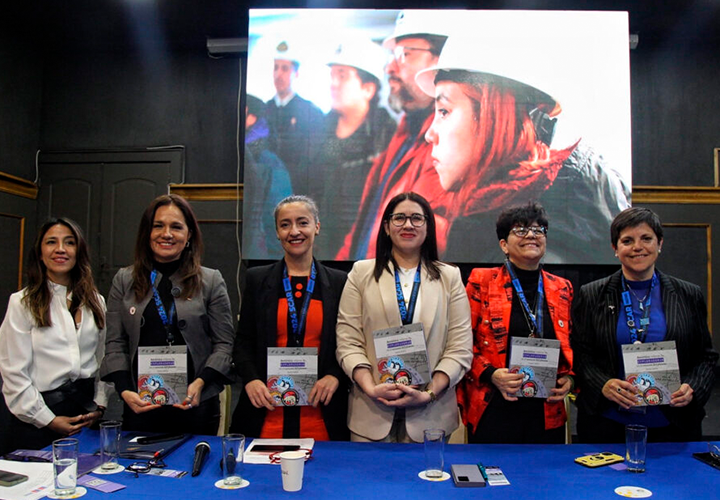 Investigadoras e Investigadores de la UCT participan en el mayor encuentro mundial de ciencia antártica