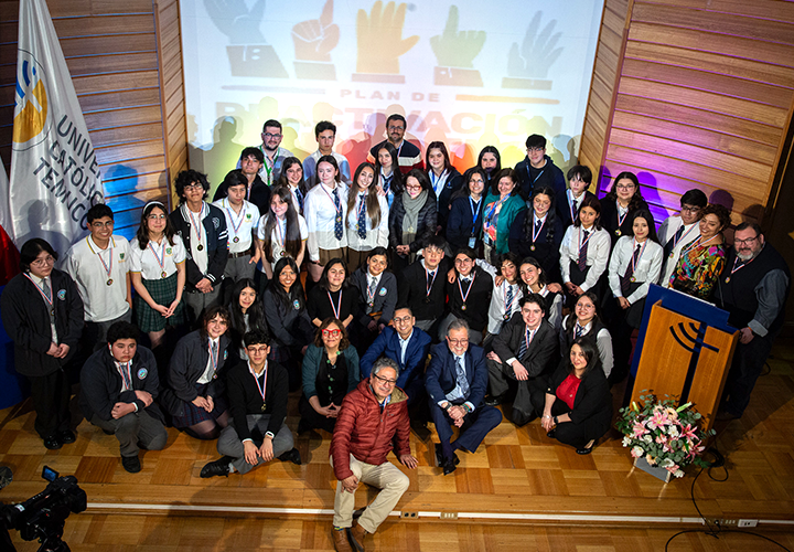 Colegio Santa Cruz triunfa en final de la Quinta Edición del Torneo de Debates Argumenta 2024