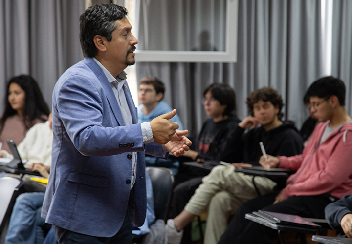 Seremi de Salud fortalece la formación de estudiantes de Medicina en la Universidad Católica de Temuco