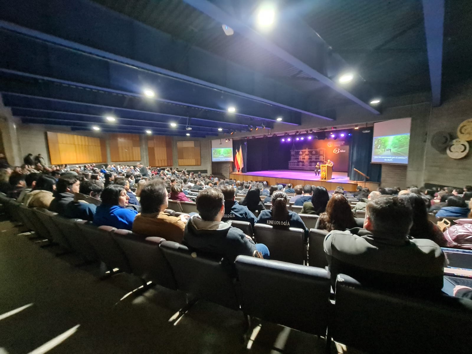 Universidad Católica de Temuco dio inicio al proceso de autoevaluación con jornada masiva en Aula Magna
